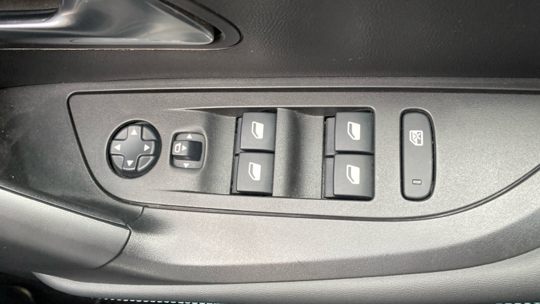 Peugeot 2008 1.2 PureTech Allure Premium 5dr Petrol Estate